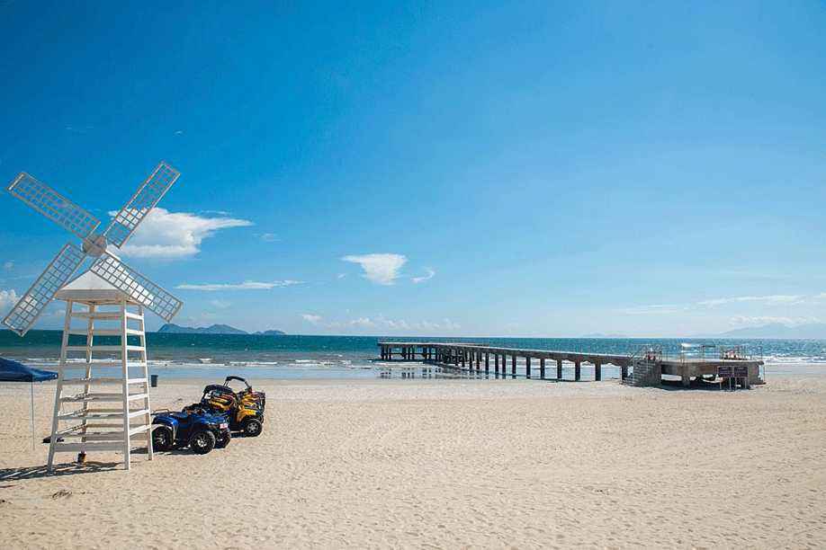 企業(yè)團(tuán)建去哪兒玩呢？海邊沙灘主題團(tuán)建